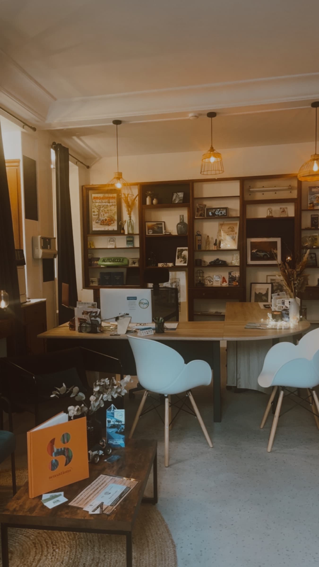Accueil de l'agence ECMV rue du Minage — premier rendez-vous